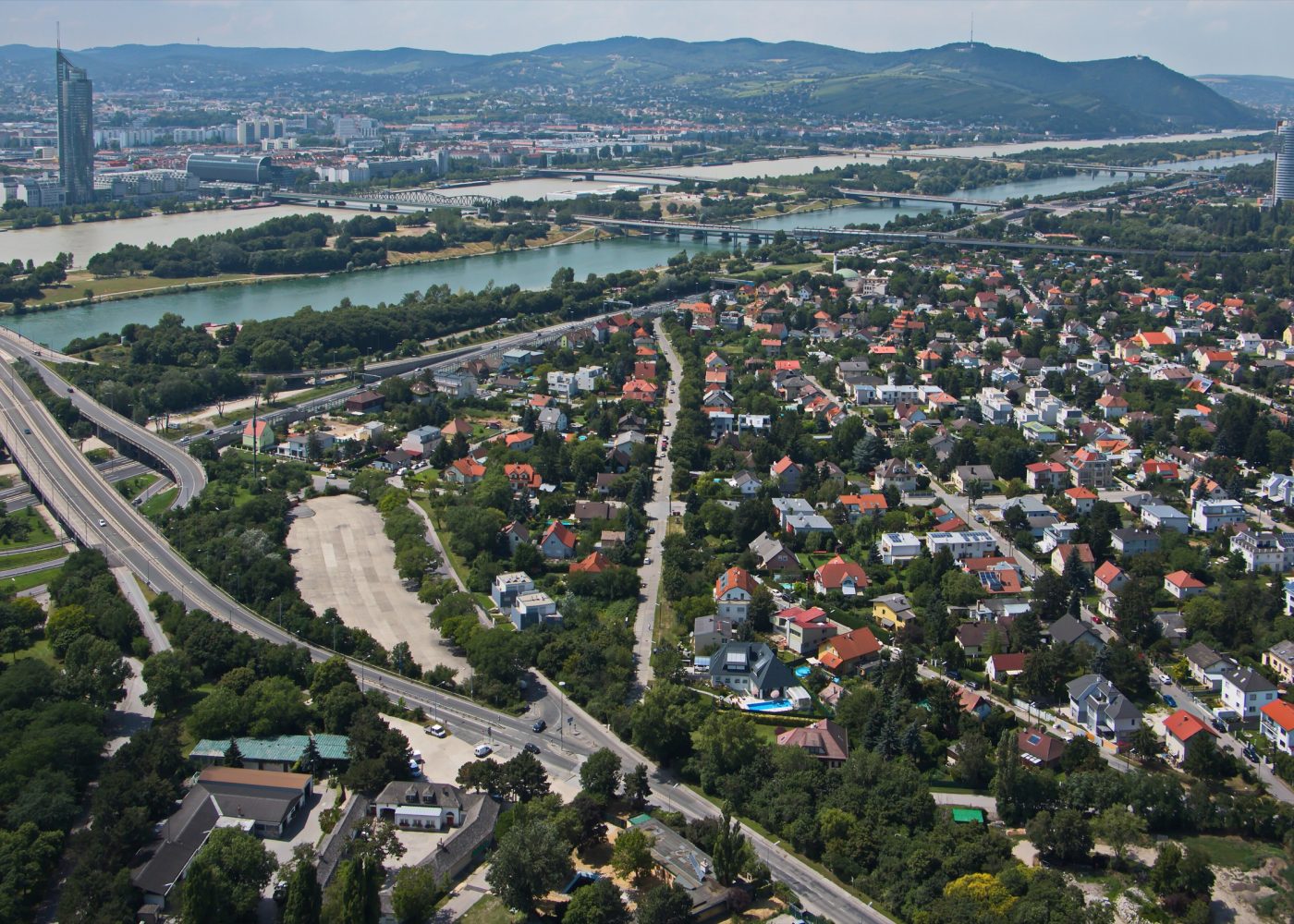 Donauturm — Danube Tower